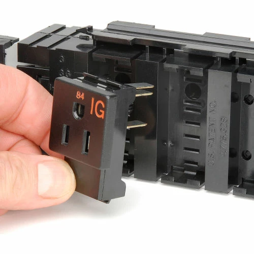 Interion By Global Industrial Interion® Isolated Ground Receptacle - (Package Of 4) - Image 3